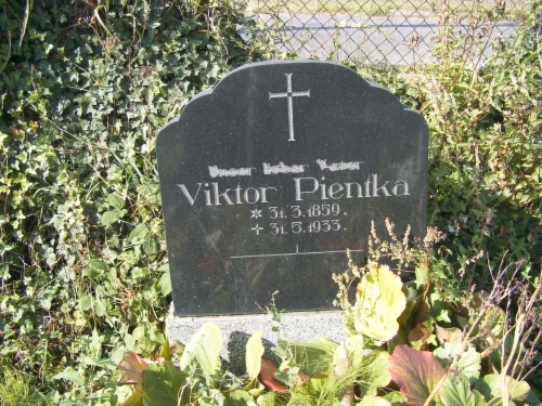 Pientka Viktor