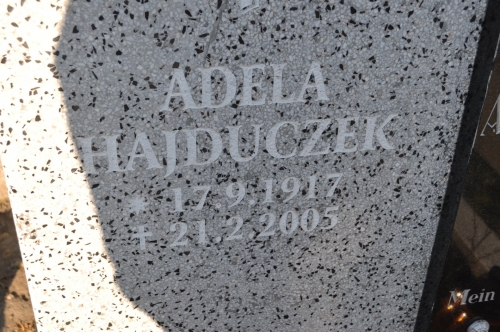 Heiduczek Adela