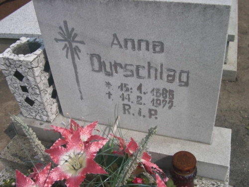 Dyrschlag Anna